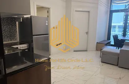Apartment - 1 Bedroom - 1 Bathroom for sale in The Gate - Masdar City - Abu Dhabi