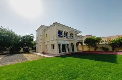 Villa - 2 Bedrooms - 4 Bathrooms for rent in Jumeirah Village Triangle - Dubai