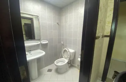 Apartment - 2 Bedrooms - 2 Bathrooms for sale in RAK Tower - Al Seer - Ras Al Khaimah