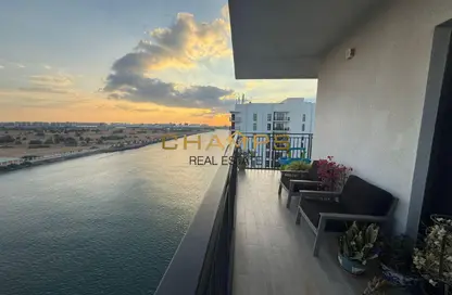 Apartment - 2 Bedrooms - 2 Bathrooms for rent in Waters Edge - Yas Island - Abu Dhabi