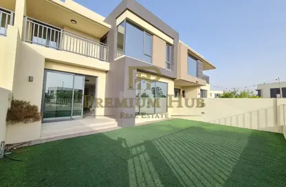 Outdoor House image for: Townhouse - 4 Bedrooms - 4 Bathrooms for sale in Maple 2 - Maple at Dubai Hills Estate - Dubai Hills Estate - Dubai, Image 1