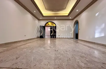Apartment - Studio - 1 Bathroom for rent in Khalifa City - Abu Dhabi