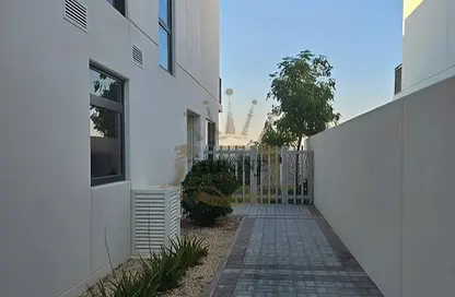 تاون هاوس - 3 غرف نوم - 4 حمامات للايجار في فلل اوروم - العرعر شجر - داماك هيلز 2 - دبي