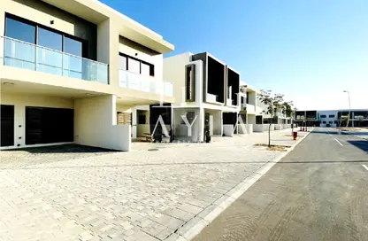 Townhouse - 3 Bedrooms - 5 Bathrooms for sale in The Cedars - Yas Acres - Yas Island - Abu Dhabi