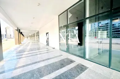Retail - Studio for rent in AZIZI Riviera 37 - Meydan One - Meydan - Dubai
