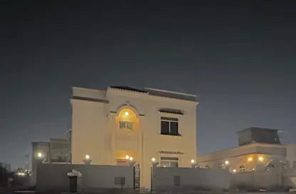 Villa - 5 Bedrooms - 7 Bathrooms for rent in Al Yasmeen 1 - Al Yasmeen - Ajman