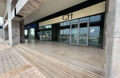 Retail - Studio - 1 Bathroom for rent in Bloom Marina - Al Bateen - Abu Dhabi