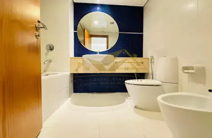 Apartment - 2 Bedrooms - 3 Bathrooms for rent in 21st Century Tower - Sheikh Zayed Road - Dubai