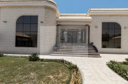 فيلا - 4 غرف نوم - 5 حمامات للايجار في شرقان - الحيرة - الشارقة