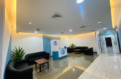 Office Space - Studio - 3 Bathrooms for rent in Corniche Tower - Corniche Road - Abu Dhabi