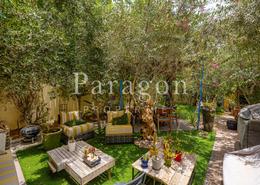 Garden image for: Villa - 2 bedrooms - 3 bathrooms for sale in Springs 14 - The Springs - Dubai, Image 1