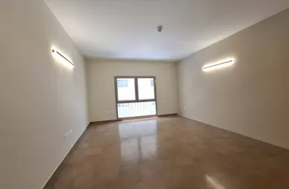 Apartment - Studio - 1 Bathroom for rent in Mankhool Building - Mankhool - Bur Dubai - Dubai