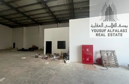 مستودع - استوديو - 1 حمام للايجار في أم الثعوب - أم القيوين