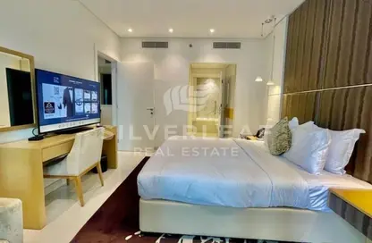 Room / Bedroom image for: Apartment - 1 Bedroom - 2 Bathrooms for sale in DAMAC Maison Canal Views - Business Bay - Dubai, Image 1