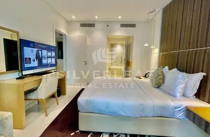 Room / Bedroom image for: Apartment - 1 Bedroom - 2 Bathrooms for rent in DAMAC Maison Canal Views - Business Bay - Dubai, Image 1