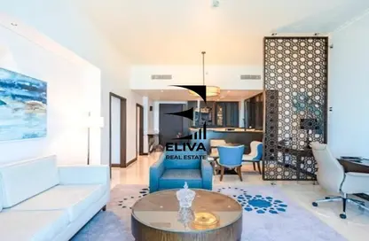 Apartment - 1 Bedroom - 2 Bathrooms for sale in Fairmont Marina Residences - The Marina - Abu Dhabi