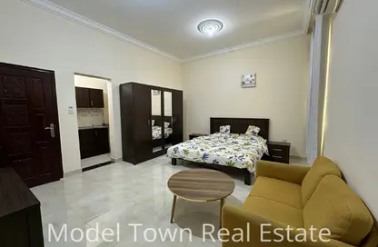Apartment - Studio - 1 Bathroom for rent in Khalifa City A Villas - Khalifa City A - Khalifa City - Abu Dhabi