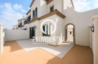 Townhouse - 2 Bedrooms - 3 Bathrooms for rent in Bloom Living - Zayed City (Khalifa City C) - Khalifa City - Abu Dhabi
