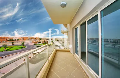 Apartment - 2 Bedrooms - 2 Bathrooms for sale in Tower 13 - Al Reef Downtown - Al Reef - Abu Dhabi