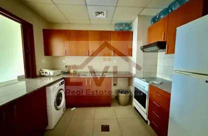 شقة - غرفة نوم - 2 حمامات للايجار في برج ماج 218 - دبي مارينا - دبي