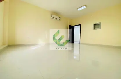 سكن الموظفين - استوديو - 8 حمامات للايجار في م-14 - مصفح الصناعية - مصفح - أبوظبي