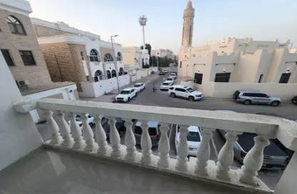 شقة - 1 حمام للايجار في شارع السعادة - المشرف - أبوظبي