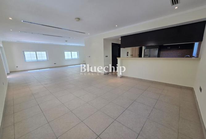 15151007 - Property Image 3