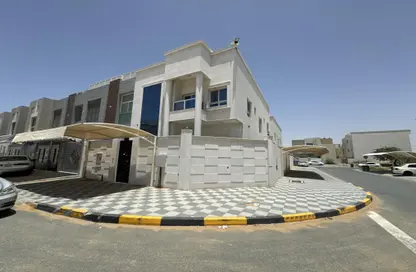 Apartment - 5 Bedrooms - 6 Bathrooms for rent in Al Yasmeen - Ajman