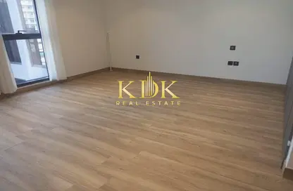 Apartment - Studio - 1 Bathroom for rent in Chaimaa Avenue 1 - Chaimaa Avenue Residences - Jumeirah Village Circle - Dubai
