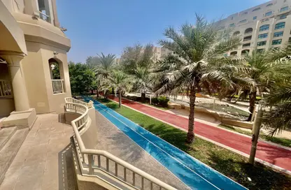 Apartment - 2 Bedrooms - 3 Bathrooms for rent in Al Anbara - Shoreline Apartments - Palm Jumeirah - Dubai