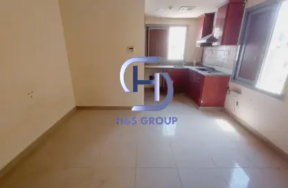 Apartment - Studio - 1 Bathroom for rent in Fire Station Road - Muwaileh - Sharjah