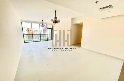 Apartment - 2 Bedrooms - 4 Bathrooms for rent in SG Muwaileh Building - Muwaileh - Sharjah