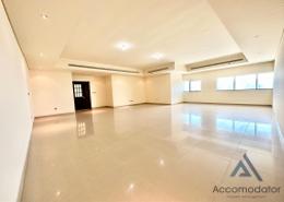 صورةغرفة فارغة لـ: شقة - 3 غرف نوم - 5 حمامات للكراء في برج سلفر ويف - ميناء زايد - أبوظبي, صورة 1