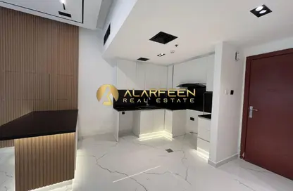 شقة - غرفة نوم - 2 حمامات للايجار في مسكن الامير - منطقة 11 - قرية الجميرا سركل - دبي