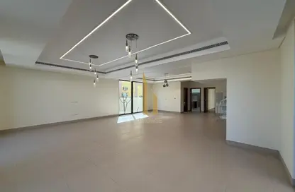 Villa - 5 Bedrooms - 5 Bathrooms for rent in Umm Suqeim 1 Villas - Umm Suqeim 1 - Umm Suqeim - Dubai