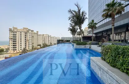 Apartment - Studio - 1 Bathroom for rent in The Palm Tower - Palm Jumeirah - Dubai
