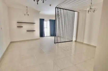 شقة - 1 حمام للايجار في مساكن الزين - منطقة 14 - قرية الجميرا سركل - دبي