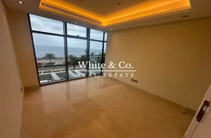 Apartment - 2 Bedrooms - 3 Bathrooms for rent in The 8 - The Crescent - Palm Jumeirah - Dubai