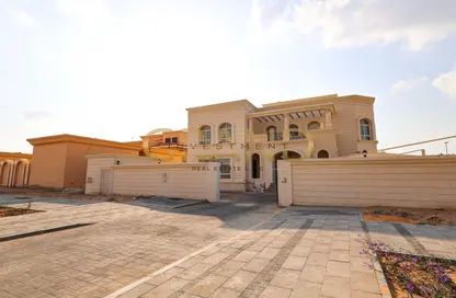 Villa - 6 Bedrooms for sale in Mohamed Bin Zayed Centre - Mohamed Bin Zayed City - Abu Dhabi