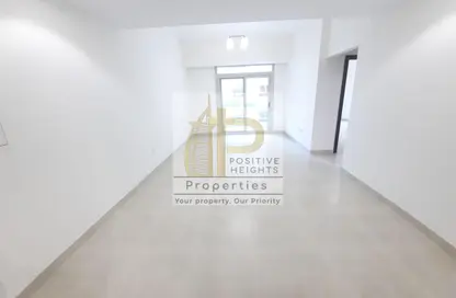 شقة - 2 غرف نوم - 3 حمامات للايجار في بناية هيريتيج - البرشاء 1 - البرشاء - دبي