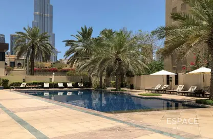 Apartment - 2 Bedrooms - 3 Bathrooms for sale in Reehan 1 - Reehan - Old Town - Dubai
