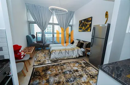 Room / Bedroom image for: Apartment - 1 Bathroom for rent in Azizi Star - Al Furjan - Dubai, Image 1