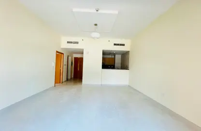 Apartment - 1 Bedroom - 2 Bathrooms for rent in Dubai Silicon Oasis - Dubai