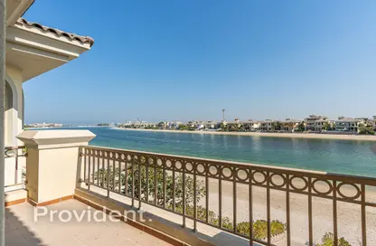 Villa - 4 Bedrooms - 5 Bathrooms for rent in Garden Homes Frond O - Garden Homes - Palm Jumeirah - Dubai