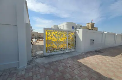 Villa - 7+ Bedrooms - 7+ Bathrooms for rent in Al Dhait South - Al Dhait - Ras Al Khaimah