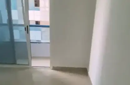 Apartment - 2 Bedrooms - 2 Bathrooms for sale in Al Khan - Sharjah