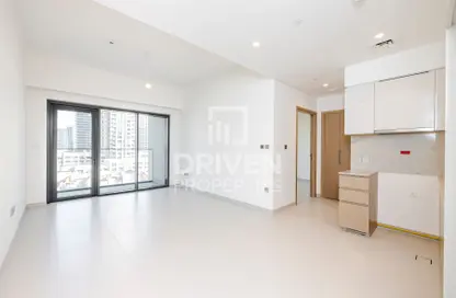Apartment - 1 Bedroom - 1 Bathroom for rent in Burj Royale - Downtown Dubai - Dubai