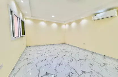 شقة - 2 غرف نوم - 2 حمامات للايجار في اس ايتش 20 - الشامخة - أبوظبي