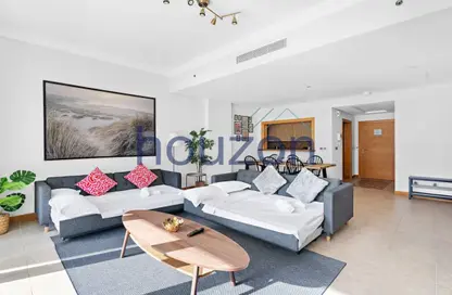 Apartment - 1 Bedroom - 2 Bathrooms for rent in Al Sarrood - Shoreline Apartments - Palm Jumeirah - Dubai
