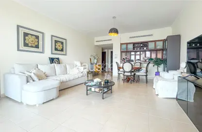 Apartment - 2 Bedrooms - 2 Bathrooms for sale in Una Riverside Residence - Una - The Views - Dubai